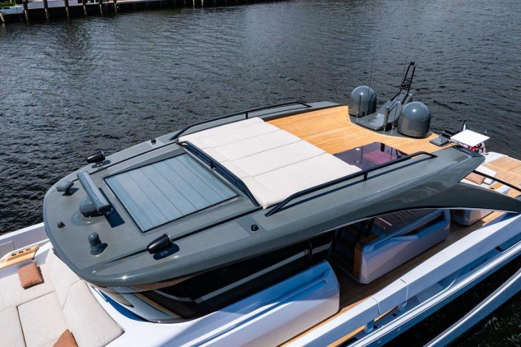 Snack Money Yacht Photos Pics 
