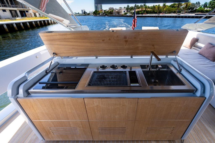 Snack Money Yacht Photos Pics 