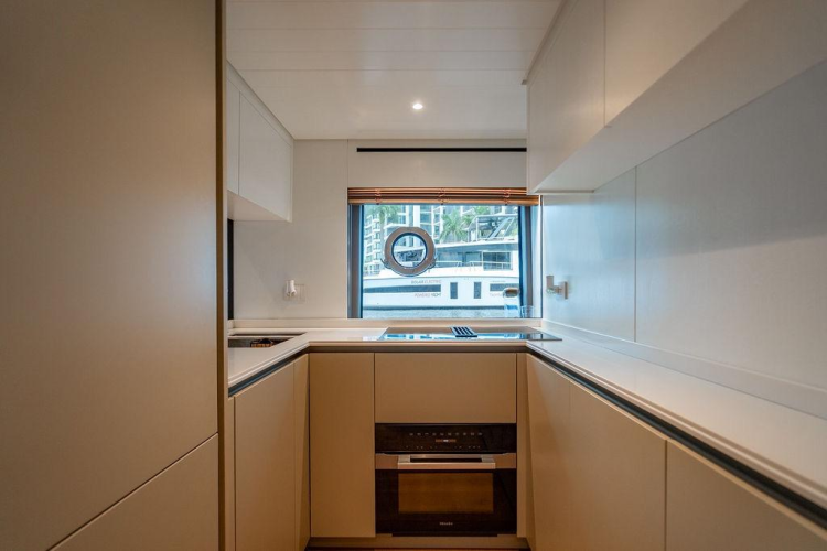 Snack Money Yacht Photos Pics 