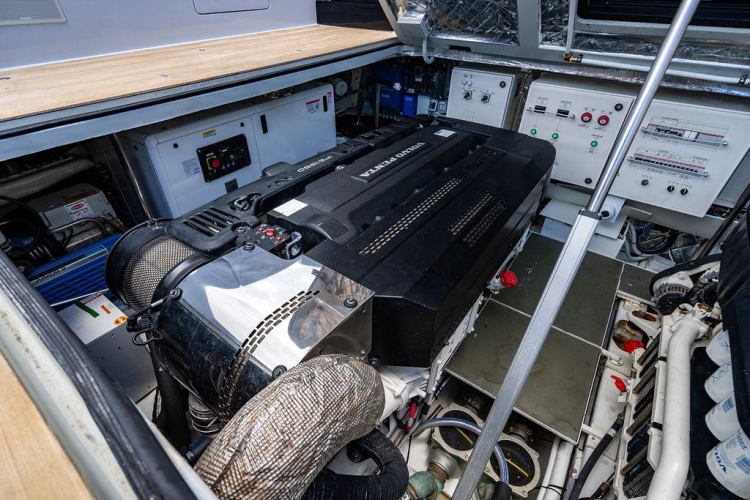 Snack Money Yacht Photos Pics 