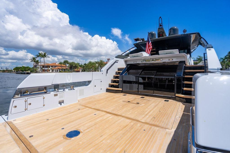 Snack Money Yacht Photos Pics 