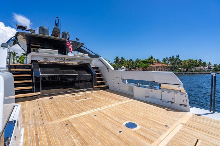 Snack Money Yacht Photos Pics 