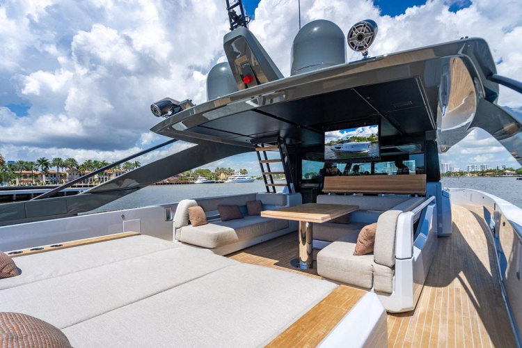 Snack Money Yacht Photos Pics 
