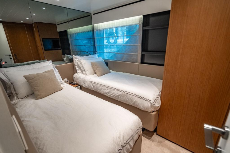 Snack Money Yacht Photos Pics 