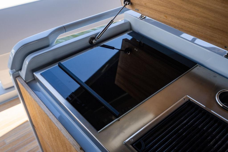 Snack Money Yacht Photos Pics 