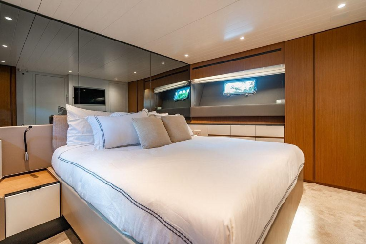 Snack Money Yacht Photos Pics 