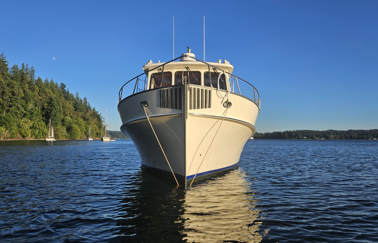 Endurance Yacht Photos Pics 