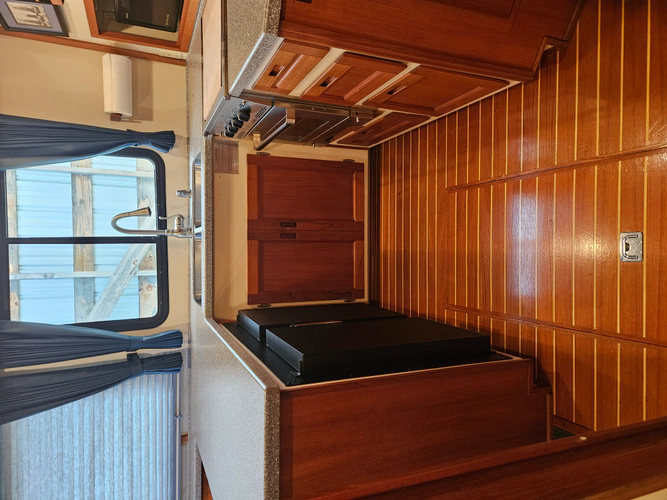 Endurance Yacht Photos Pics 