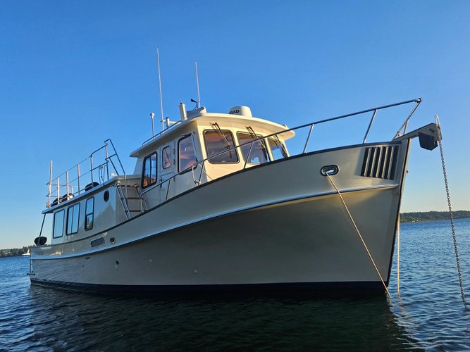 Endurance Yacht Photos Pics 