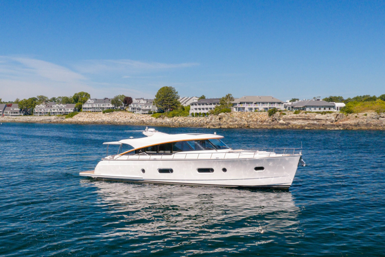 Lyrica Yacht Photos Pics 