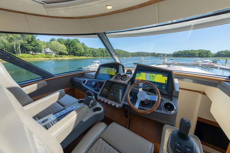 Lyrica Yacht Photos Pics 