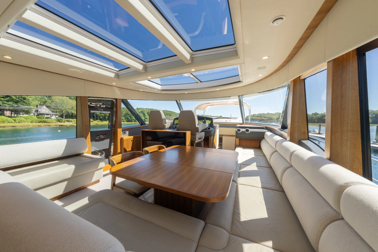 Lyrica Yacht Photos Pics 