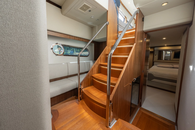 Lyrica Yacht Photos Pics 
