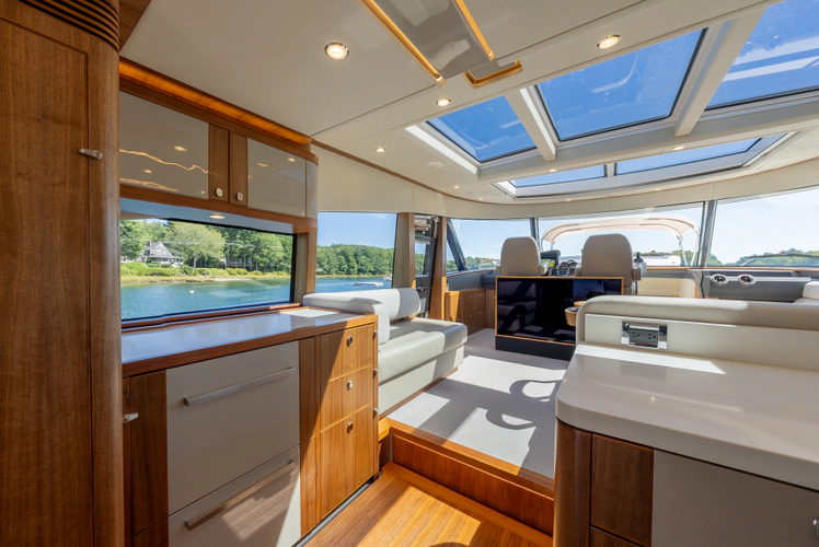 Lyrica Yacht Photos Pics 