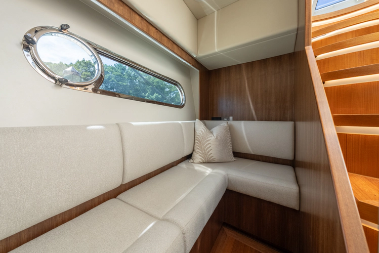 Lyrica Yacht Photos Pics 