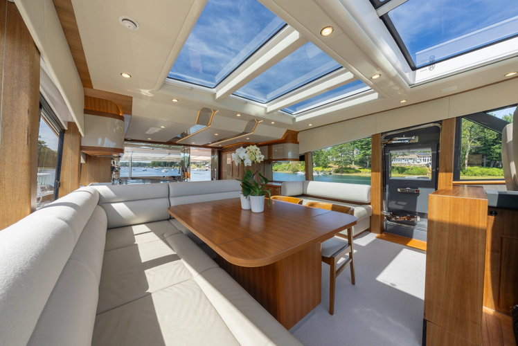 Lyrica Yacht Photos Pics 
