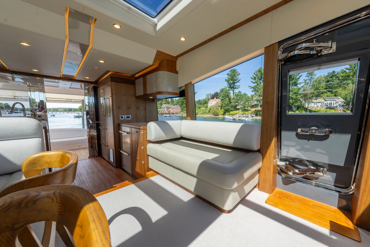 Lyrica Yacht Photos Pics 