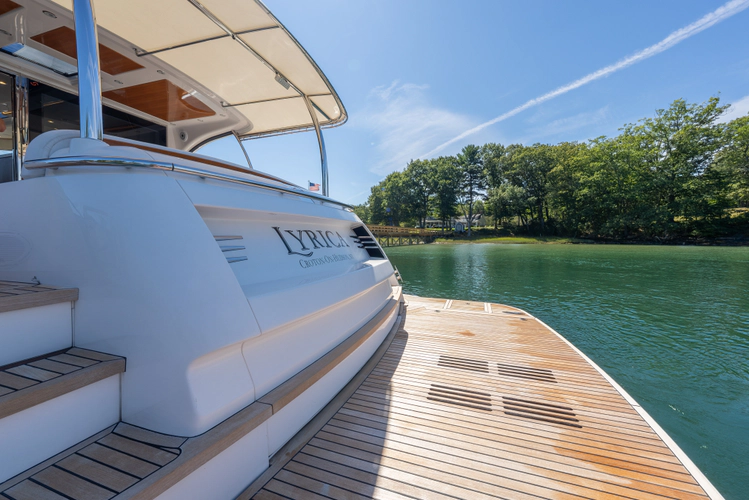 Lyrica Yacht Photos Pics 