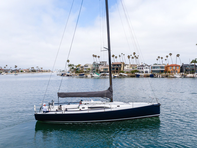 Raven Yacht Photos Pics 