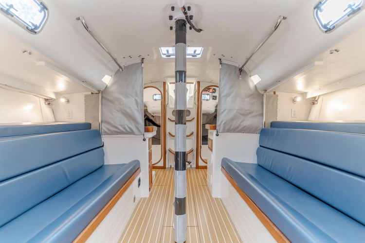 Raven Yacht Photos Pics 