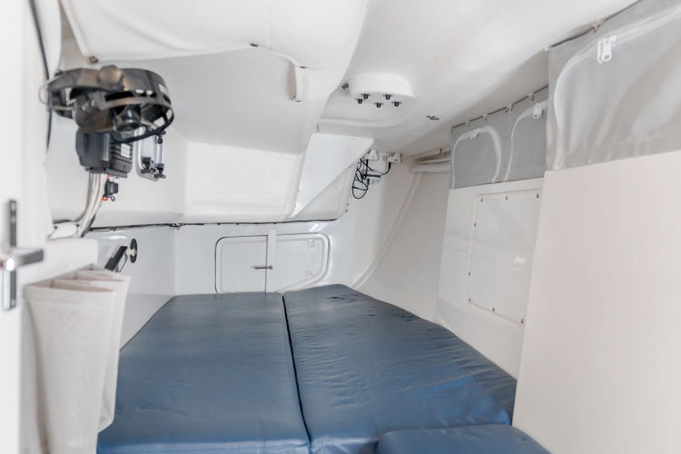 Raven Yacht Photos Pics 