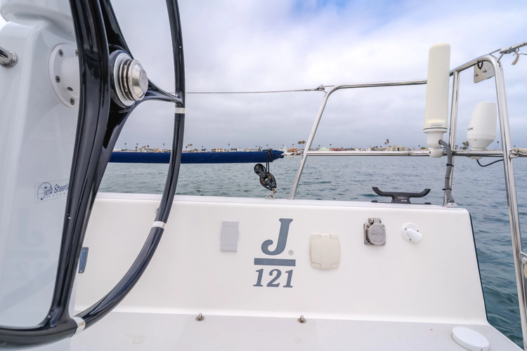 Raven Yacht Photos Pics 