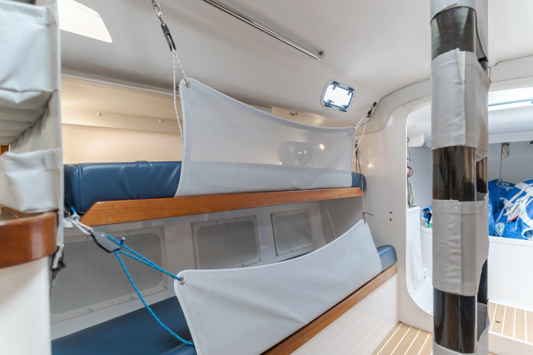 Raven Yacht Photos Pics 