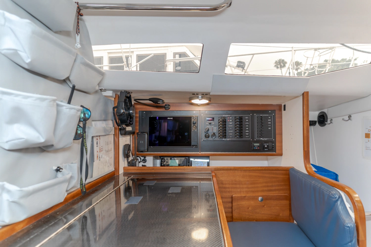 Raven Yacht Photos Pics 