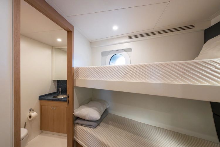 Seven Seas Yacht Photos Pics 