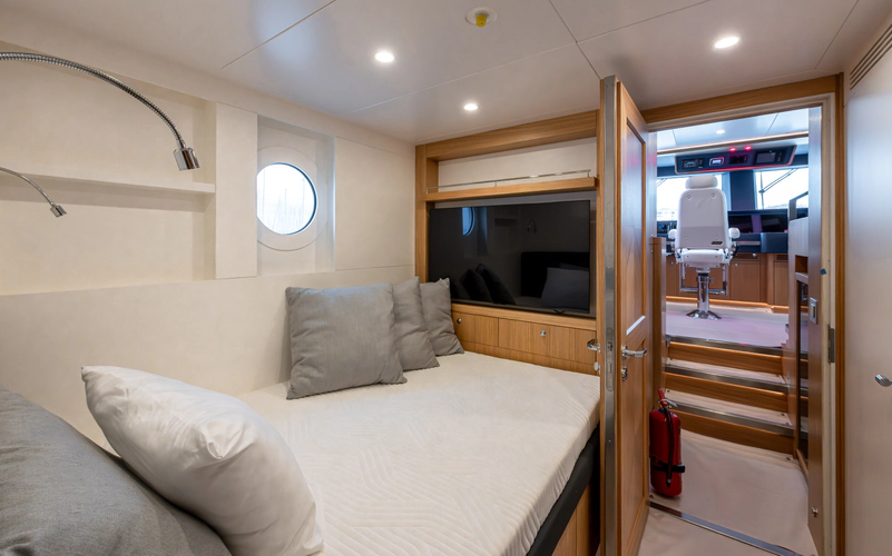 Seven Seas Yacht Photos Pics 