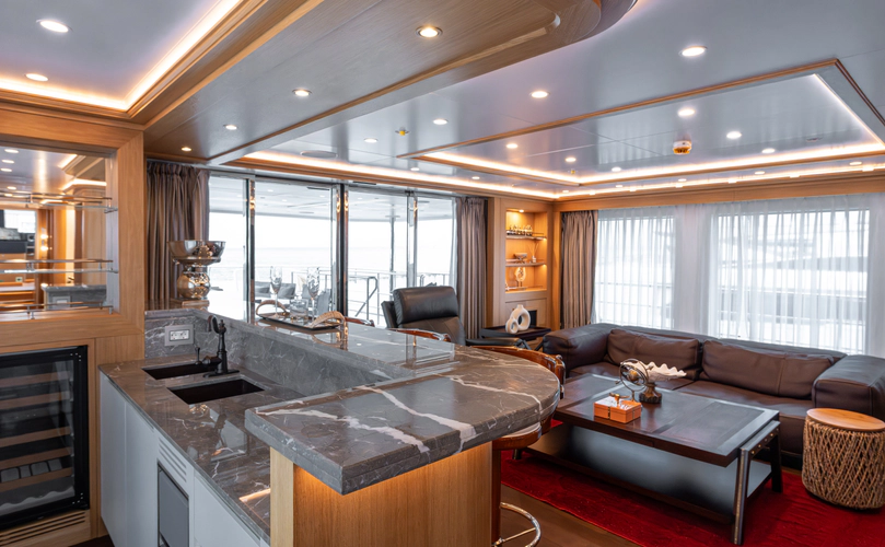 Seven Seas Yacht Photos Pics 