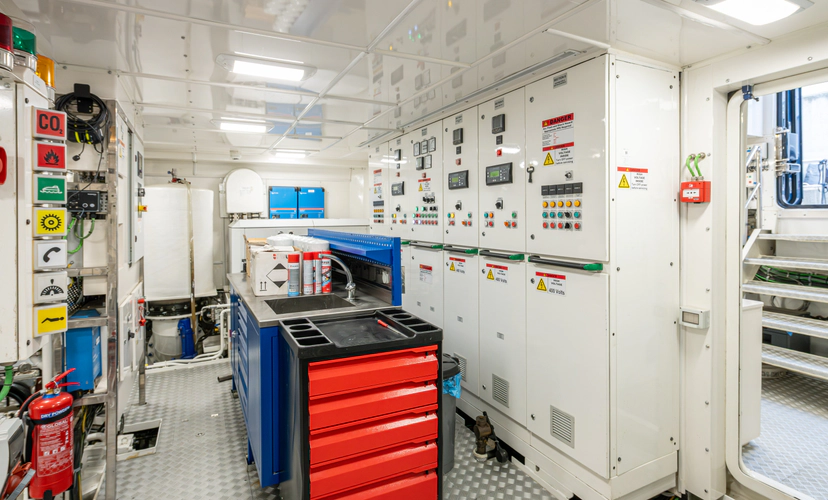 Seven Seas Yacht Photos Pics 