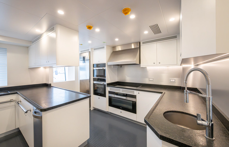 Seven Seas Yacht Photos Pics 