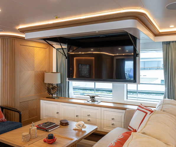 Seven Seas Yacht Photos Pics 