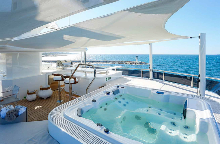 Seven Seas Yacht Photos Pics 