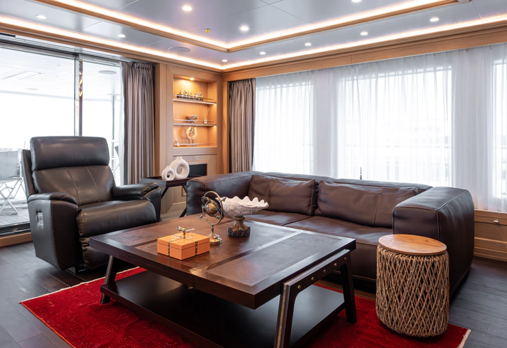 Seven Seas Yacht Photos Pics 