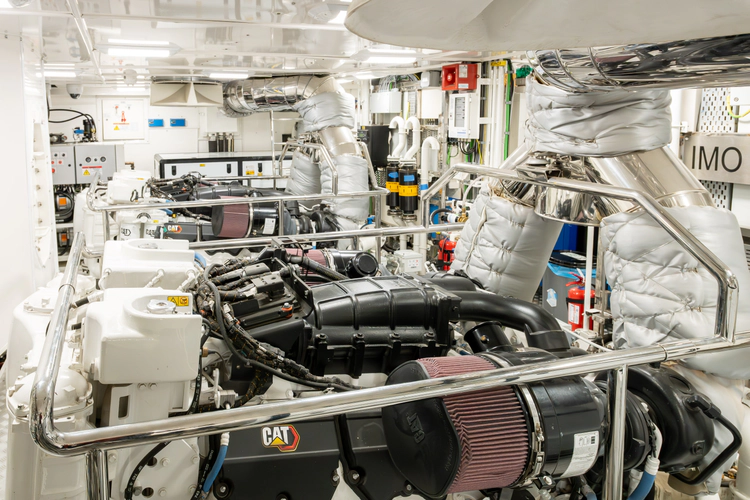 Seven Seas Yacht Photos Pics 