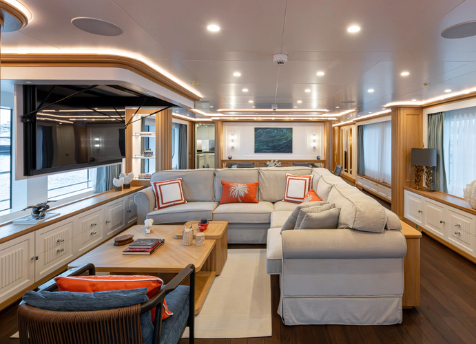 Seven Seas Yacht Photos Pics 