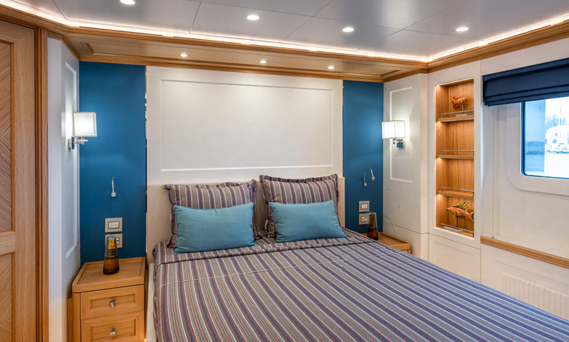 Seven Seas Yacht Photos Pics 