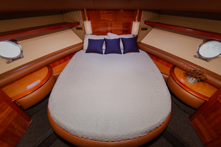 Belle Yacht Photos Pics 