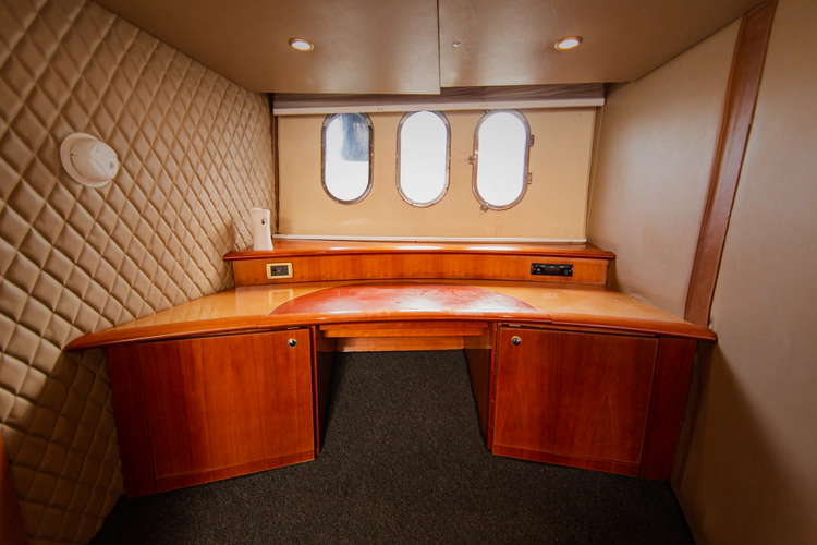 Belle Yacht Photos Pics 