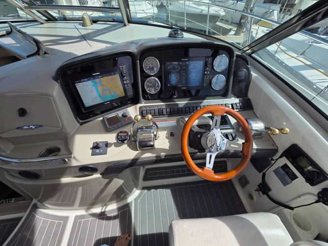 La Jefa Yacht Photos Pics 