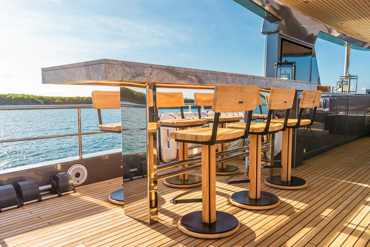 Vivace Yacht Photos Pics 