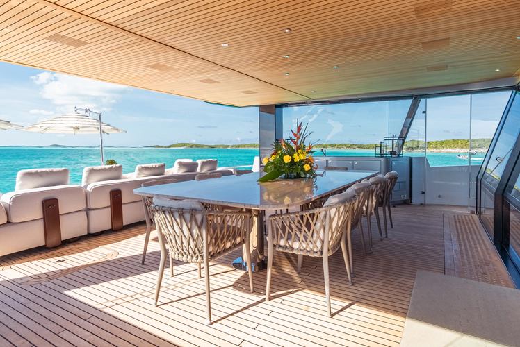 Vivace Yacht Photos Pics 