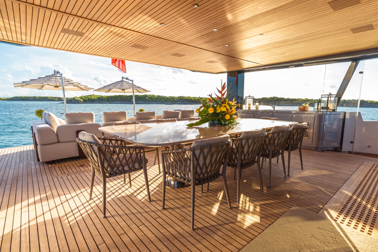 Vivace Yacht Photos Pics 