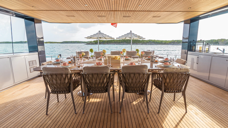 Vivace Yacht Photos Pics 