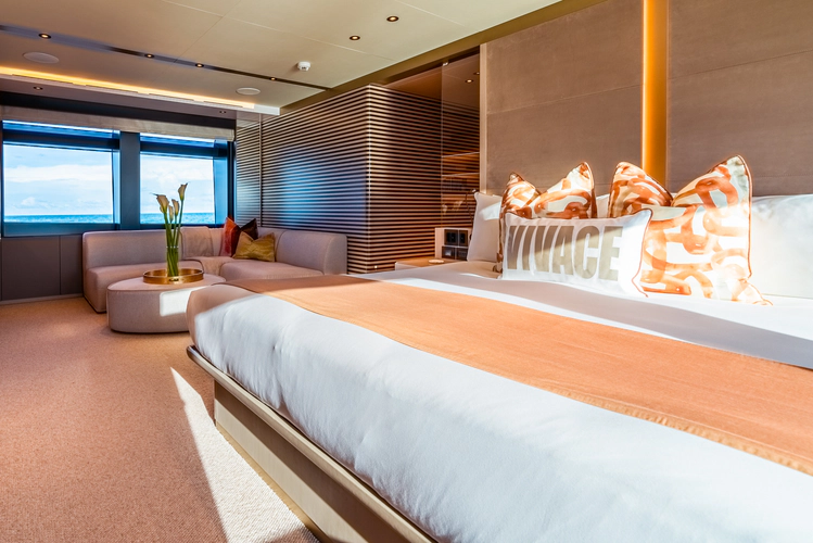 Vivace Yacht Photos Pics 