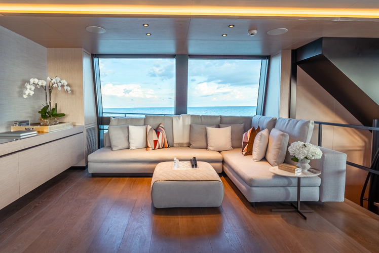 Vivace Yacht Photos Pics 