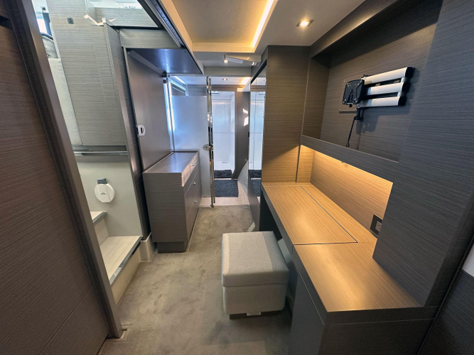 Hamlet Yacht Photos Pics 