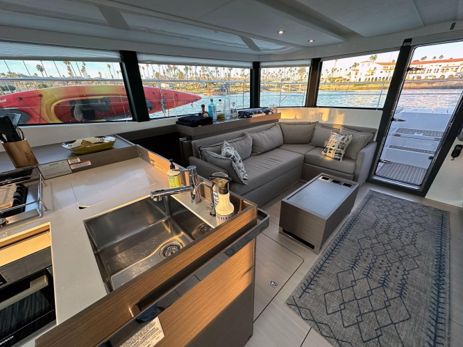 Hamlet Yacht Photos Pics 